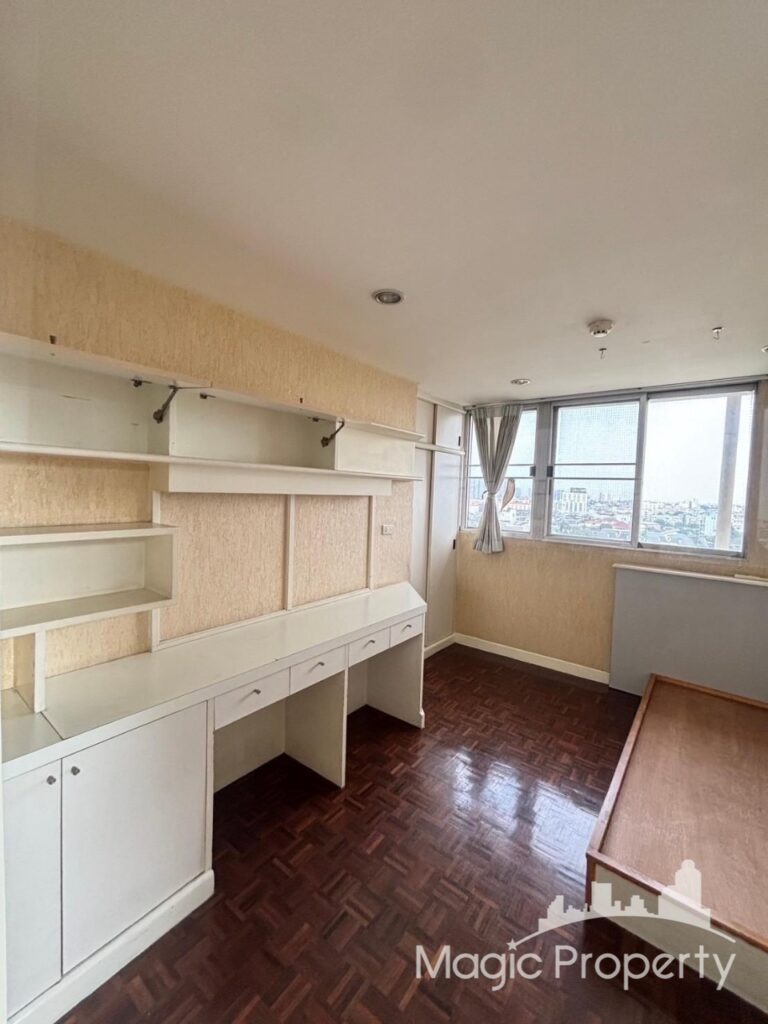 Property Image – Tai Ping Towers