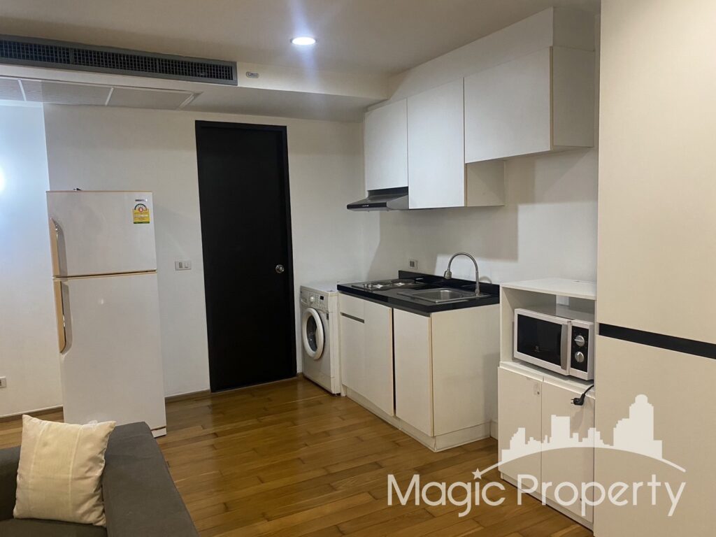 The Tempo Ruamrudee Condominium Studio Room For Sale Near BTS Phloen Chit, Lumphini, Pathum Wan, Bangkok 10330 | MGP1350