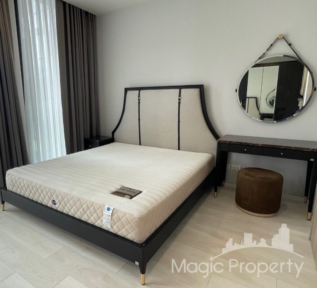 Property Image – Noble Ploenchit Condo