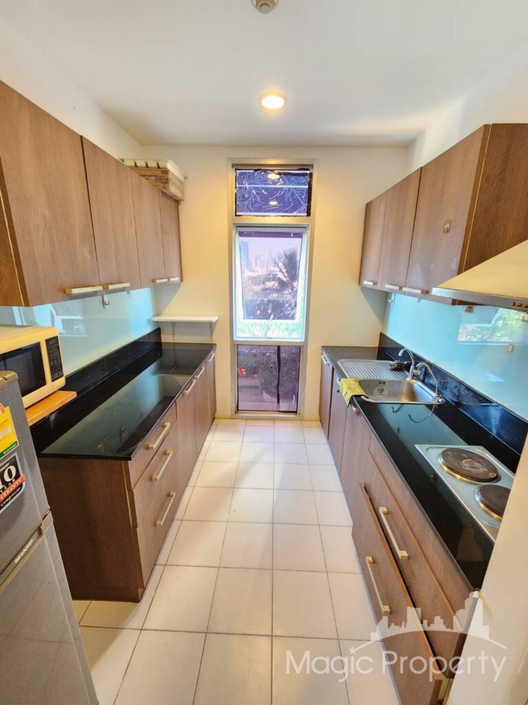 Property Image – Chewathai Ratchaprarop