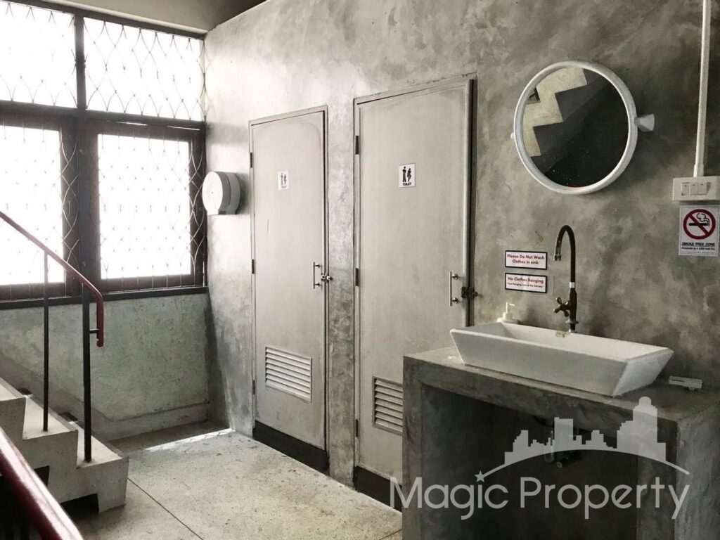 Property Image – Townhouse Silom Soi 3 For Rent