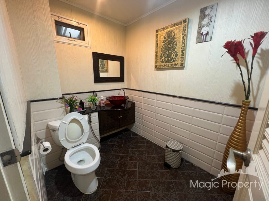 For Sale 5 Bed Single House in Khlong Tan, Bangkok | ฿68,000,000 | MGP1399 – Photo 3