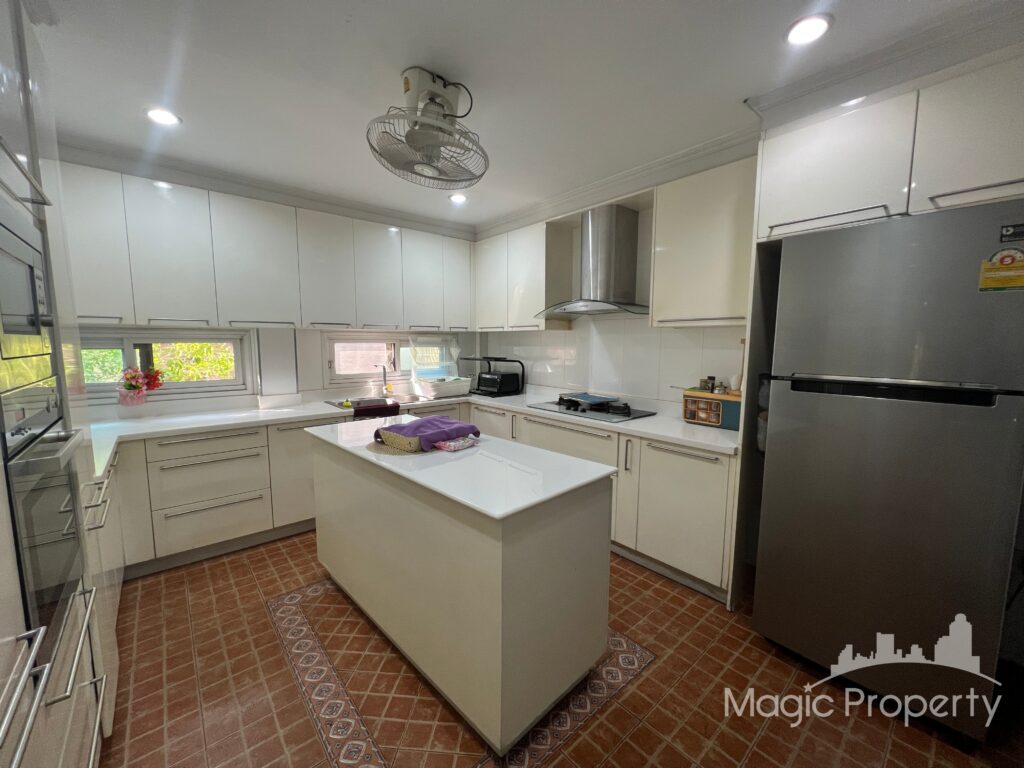 For Sale 5 Bed Single House in Khlong Tan, Bangkok | ฿68,000,000 | MGP1399 – Photo 2