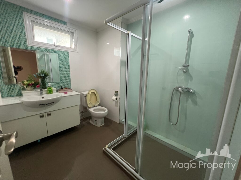 For Sale 5 Bed Single House in Khlong Tan, Bangkok | ฿68,000,000 | MGP1399 – Photo 9