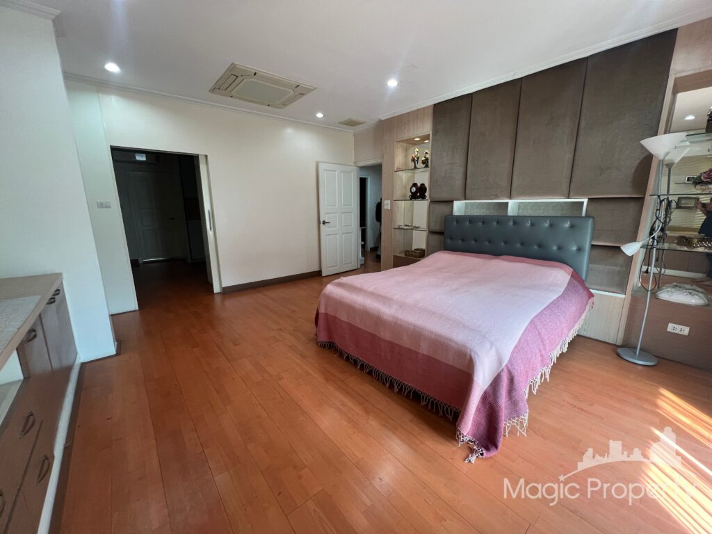 For Sale 5 Bed Single House in Khlong Tan, Bangkok | ฿68,000,000 | MGP1399 – Photo 12