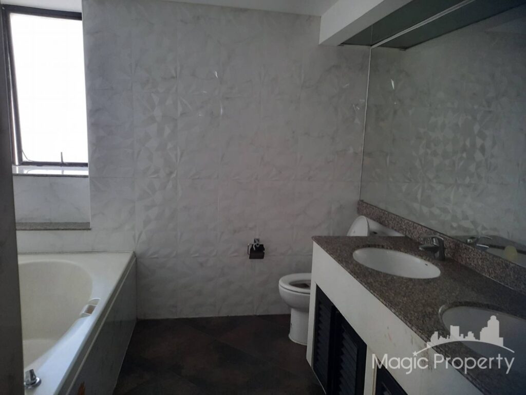 3 Bed Condo in President Park Sukhumvit 24, Khlong Tan, Bangkok | ฿85,000 | MGP1406 – Photo 10