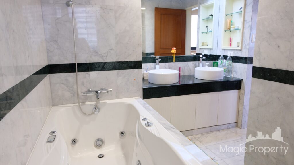 For Sale 3 Bed Condo in President Park Sukhumvit 24, Khlong Tan, Bangkok | ฿20,000,000 | MGP1407 – Photo 24