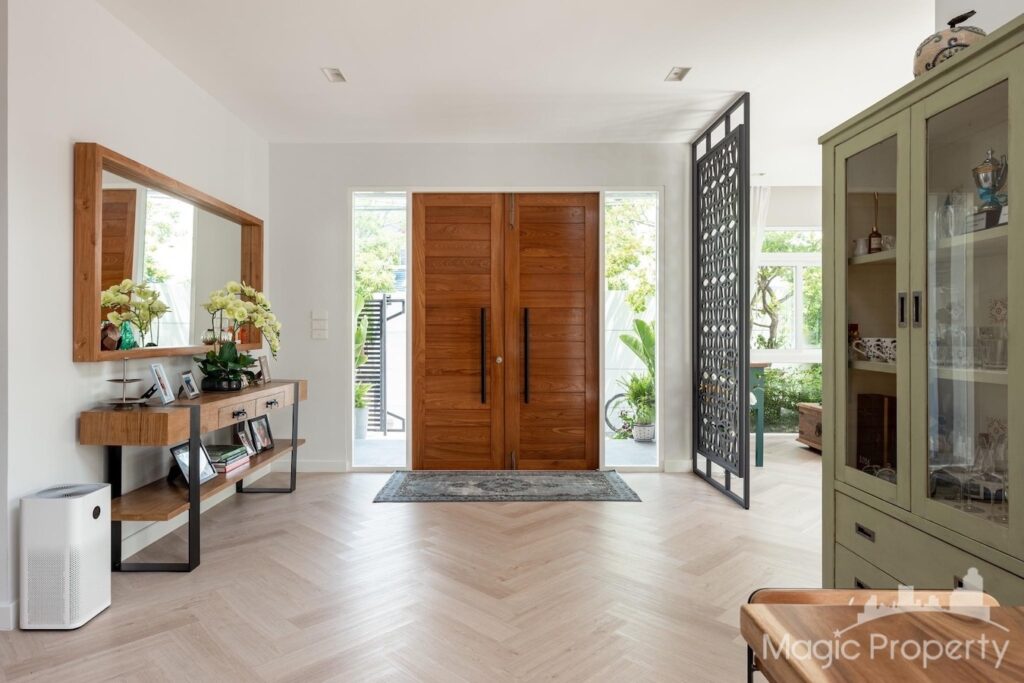 Sold 4 Bed Single House in Windmill Village Bangna Golf Course, Bang Phli Yai, Samut Prakan | ฿31,000,000... – Photo 8