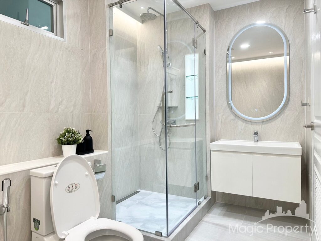 3 Bed Condo in Grand Langsuan, Lumphini, Bangkok | ฿110,000 | MGP1447 – Photo 18