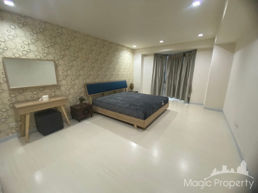 3 Bed Condo in Royal Castle Sukhumvit, Khlong Toei Nuea, Bangkok | ฿50,000 | MGP1461 – Photo 1