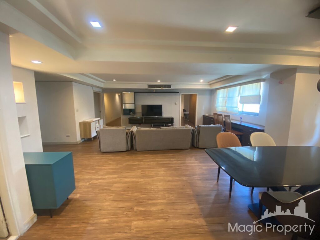 3 Bed Condo in Royal Castle Sukhumvit, Khlong Toei Nuea, Bangkok | ฿50,000 | MGP1462 – Photo 1