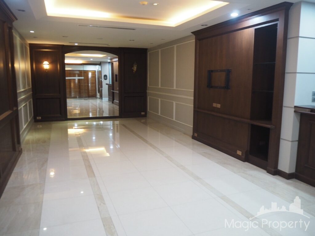 For Rent Commercial/Office in Ocean Tower 2, Khlong Toei Nuea, Bangkok | ฿219,527/month | MGP1468 – Photo 5