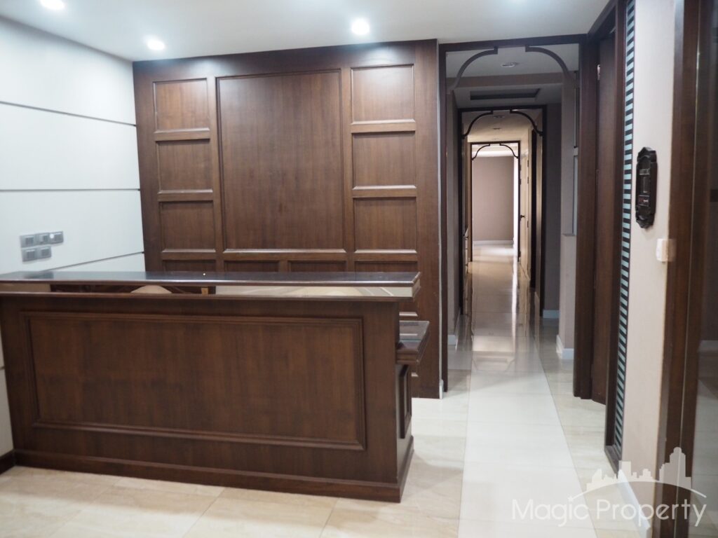 For Rent Commercial/Office in Ocean Tower 2, Khlong Toei Nuea, Bangkok | ฿219,527/month | MGP1468 – Photo 6