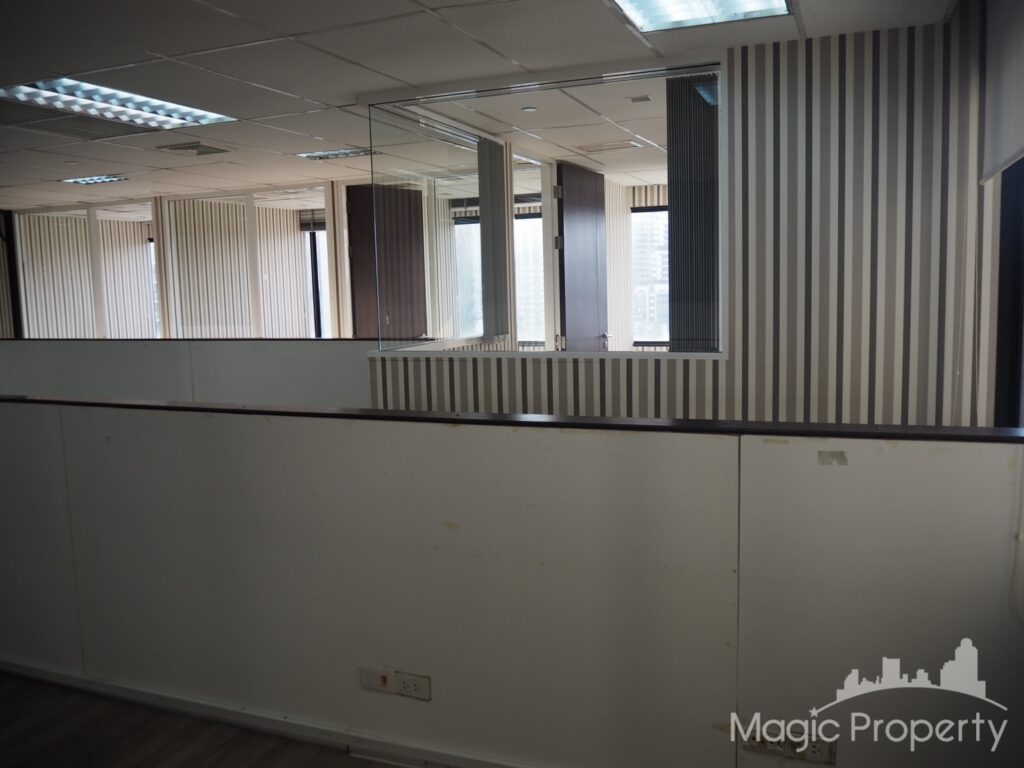 For Rent Commercial/Office in Ocean Tower 2, Khlong Toei Nuea, Bangkok | ฿219,527/month | MGP1468 – Photo 10
