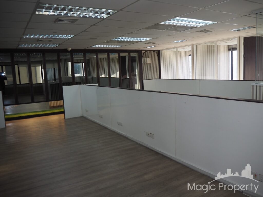 For Rent Commercial/Office in Ocean Tower 2, Khlong Toei Nuea, Bangkok | ฿219,527/month | MGP1468 – Photo 11
