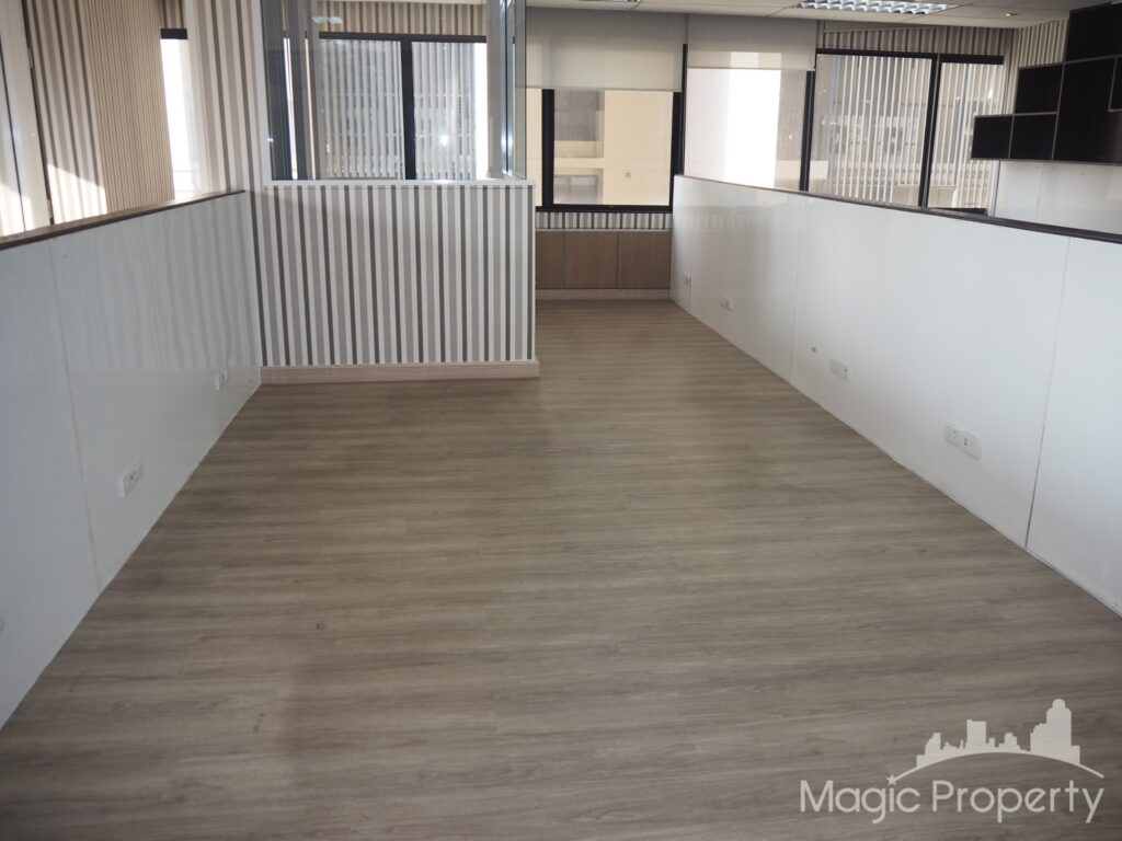 For Rent Commercial/Office in Ocean Tower 2, Khlong Toei Nuea, Bangkok | ฿219,527/month | MGP1468 – Photo 17