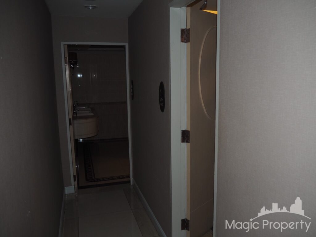 For Rent Commercial/Office in Ocean Tower 2, Khlong Toei Nuea, Bangkok | ฿219,527/month | MGP1468 – Photo 23
