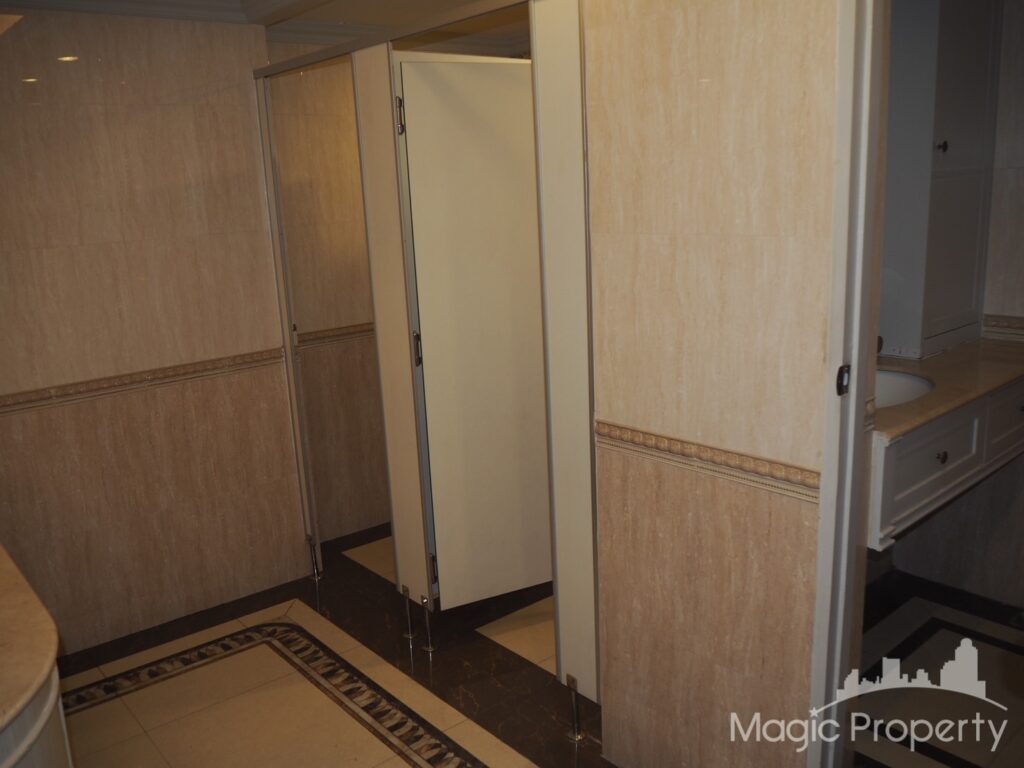 For Rent Commercial/Office in Ocean Tower 2, Khlong Toei Nuea, Bangkok | ฿219,527/month | MGP1468 – Photo 26