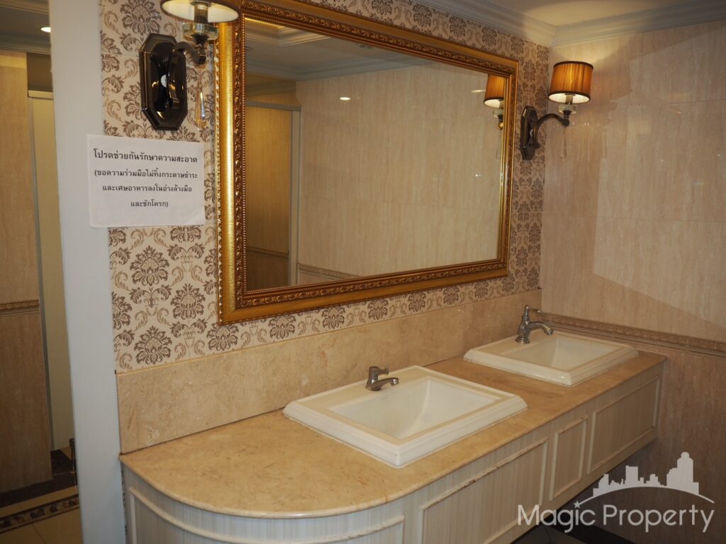 For Rent Commercial/Office in Ocean Tower 2, Khlong Toei Nuea, Bangkok | ฿219,527/month | MGP1468 – Photo 28