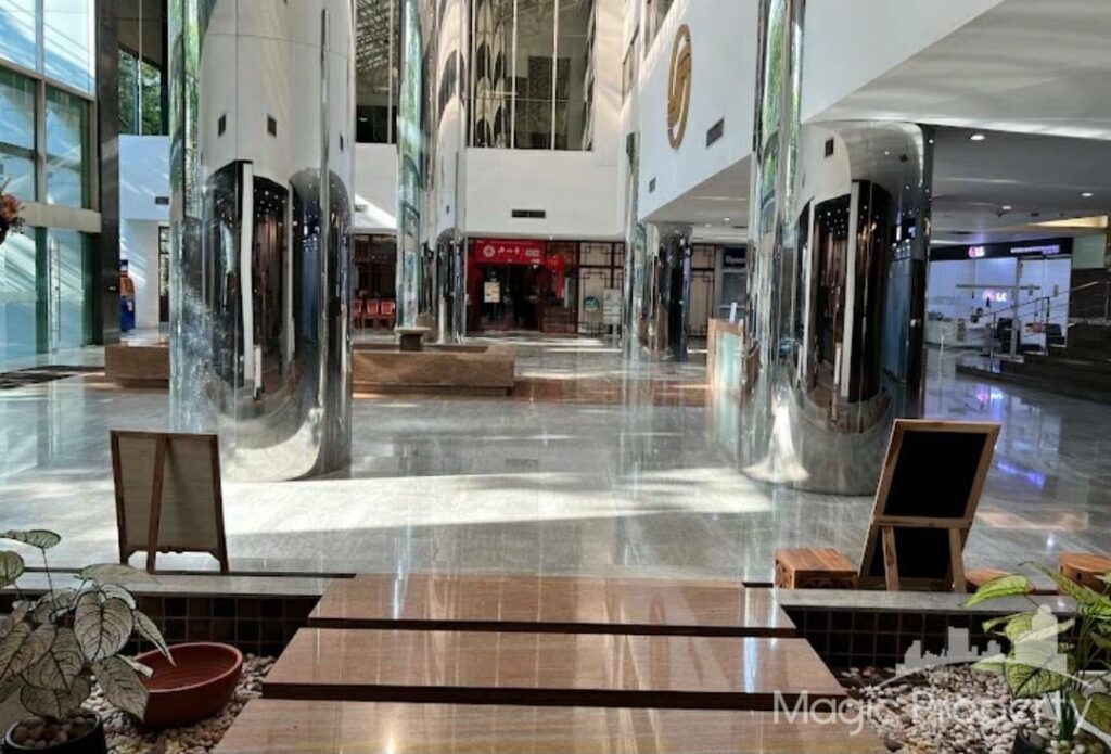 Commercial/Office in Richmond Sukhumvit 26 Office Building, Khlong Tan, Bangkok | ฿75,500 | MGP1476 – Photo 2