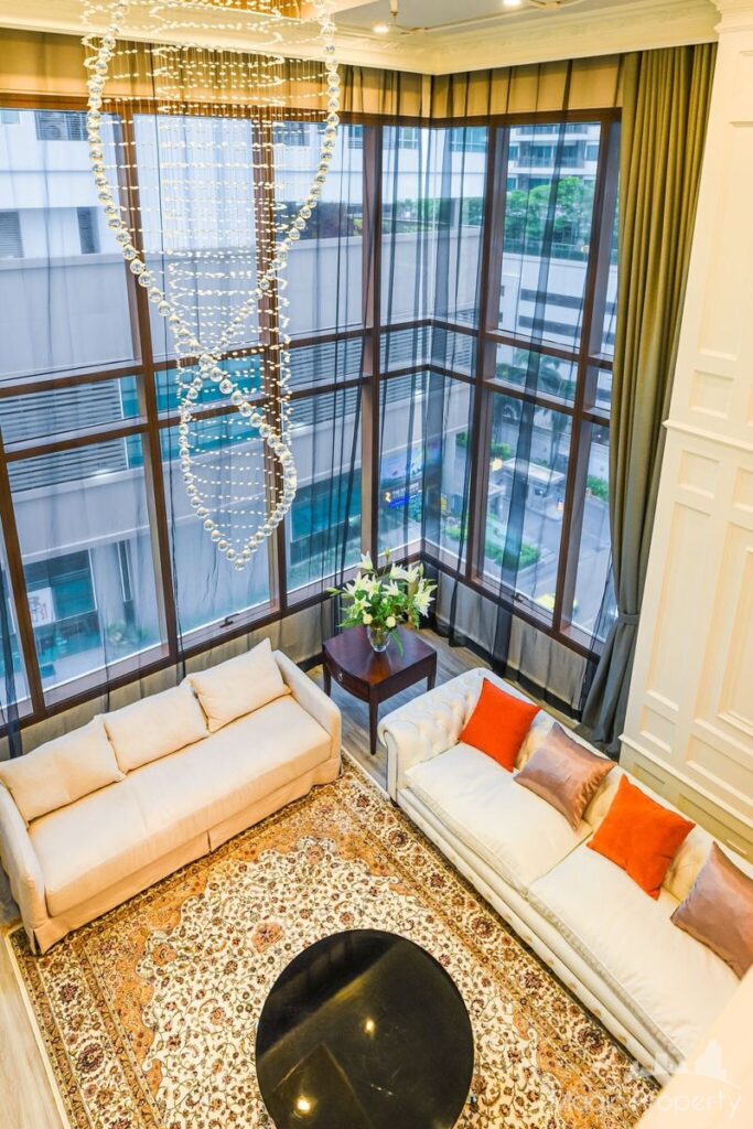 3 Bed Condo in The Emporio Place Sukhumvit 24, Khlong Tan, Bangkok | ฿120,000 | MGP1490R – Photo 13