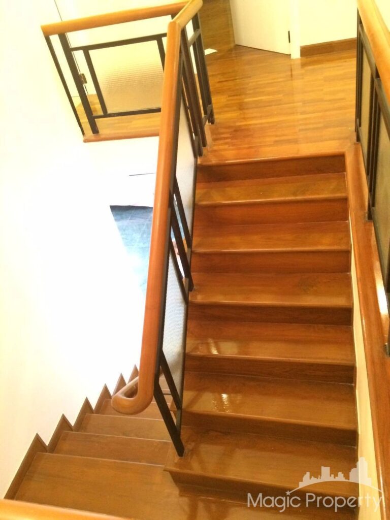 3 Bed Condo in Baan Piya Sathorn, Thung Maha Mek, Bangkok | ฿35,000,000 | MGP1505 – Photo 8