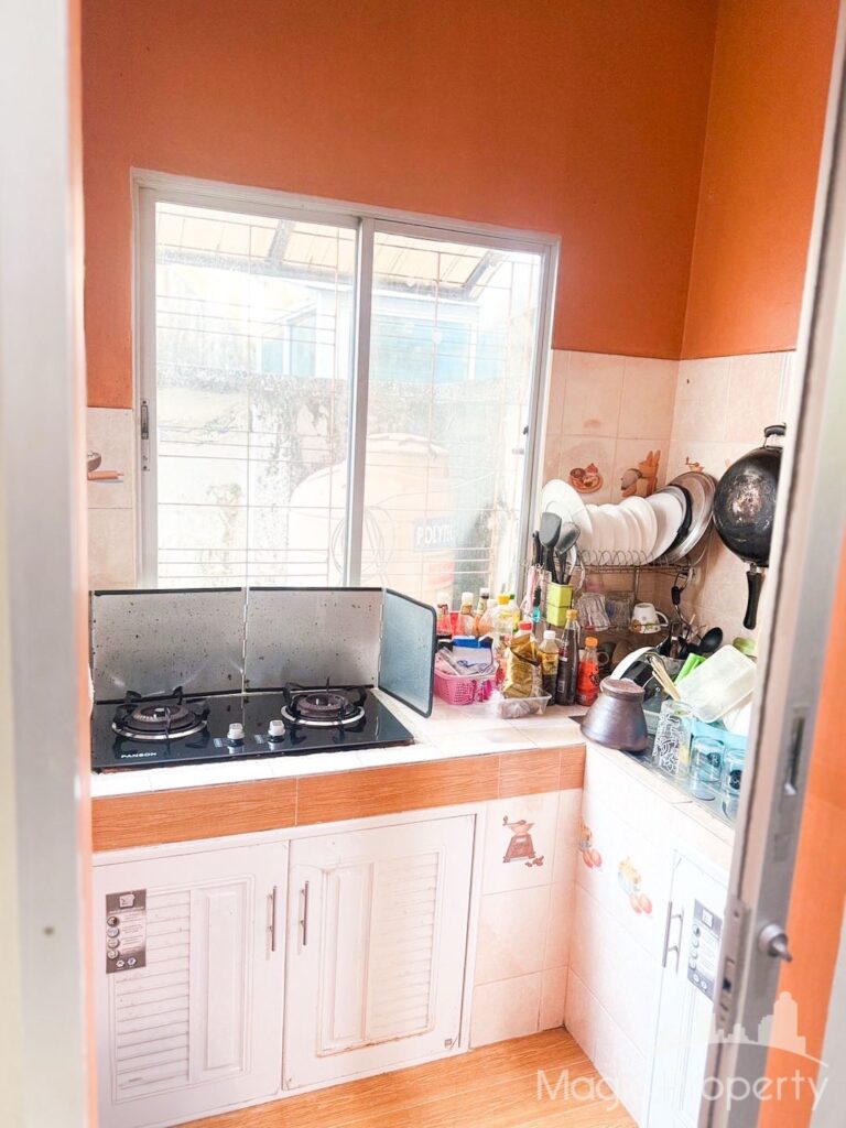 For Sale 3 Bed Townhome in Baan Klang Muang Urbanion Rama 9 - Wongwaen, Ban Thap Chang, Bangkok | ฿4,500,... – Photo 4