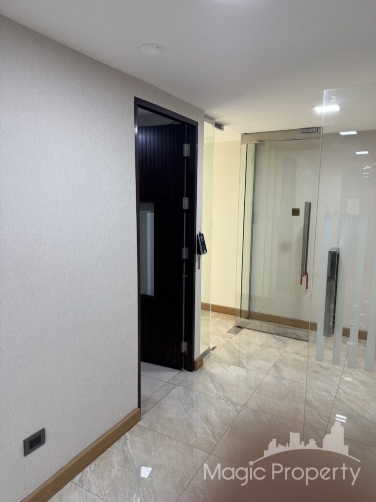 For Rent Commercial/Office in Richmond Sukhumvit 26 Office Building, Khlong Tan, Bangkok | ฿60,000/month ... – Photo 6