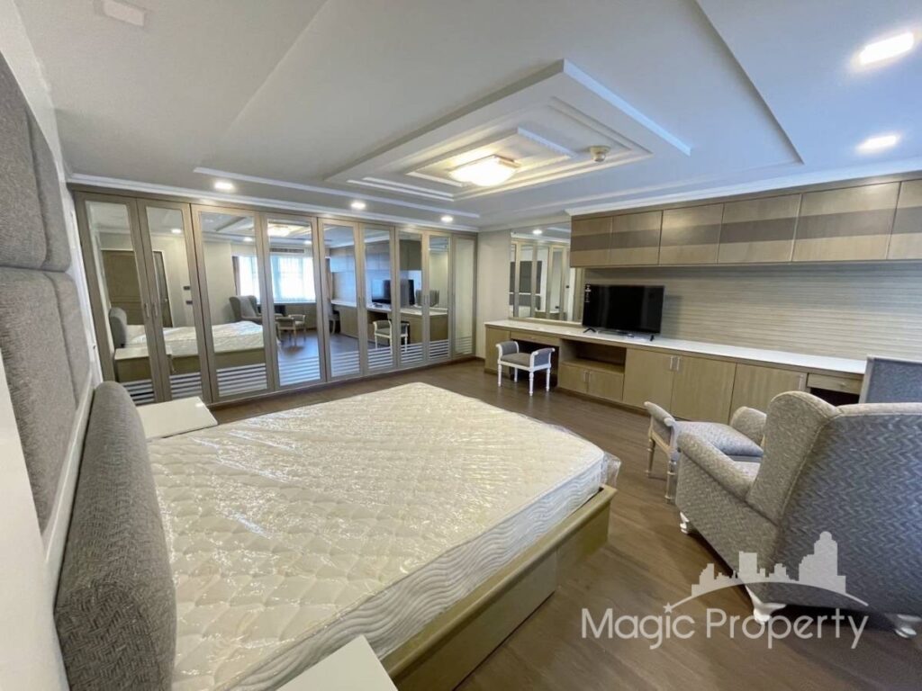 For Rent 4 Bed Condo in Oriental Tower, Khlong Tan Nuea, Bangkok | ฿120,000/month | MGP1540 – Photo 13