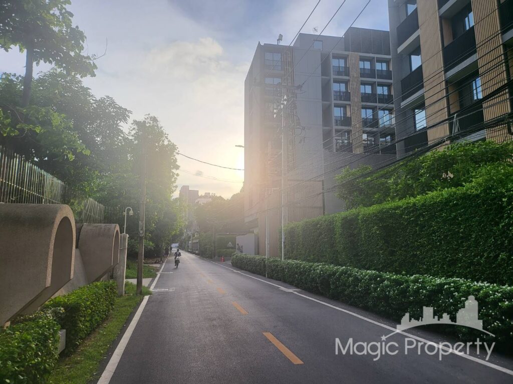 For Sale 2 Bed Condo in Noble Ambience Sukhumvit 42, Phra Khanong, Bangkok | ฿7,980,000 | MGP1542 – Photo 1