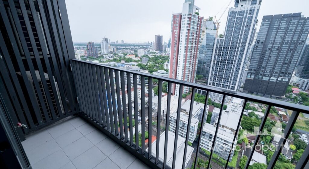 3 Bed Condo in Rhythm Ekkamai, Khlong Tan Nuea, Bangkok | ฿100,000 | MGP1557R – Photo 18