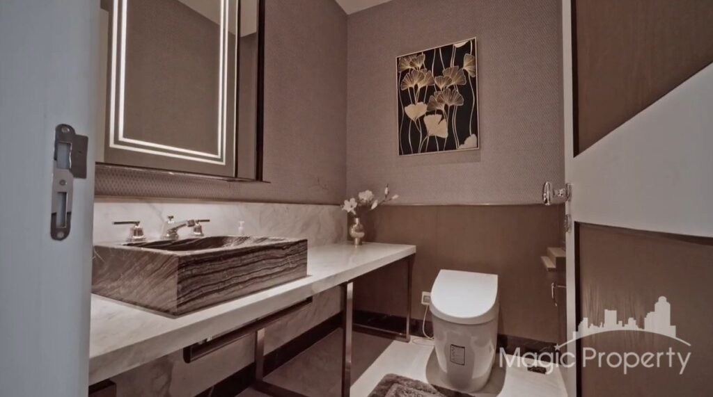 For Sale 6 Bed Condo in The Residences at Mandarin Oriental Bangkok, Khlong Ton Sai, Bangkok | ฿453,750,0... – Photo 32