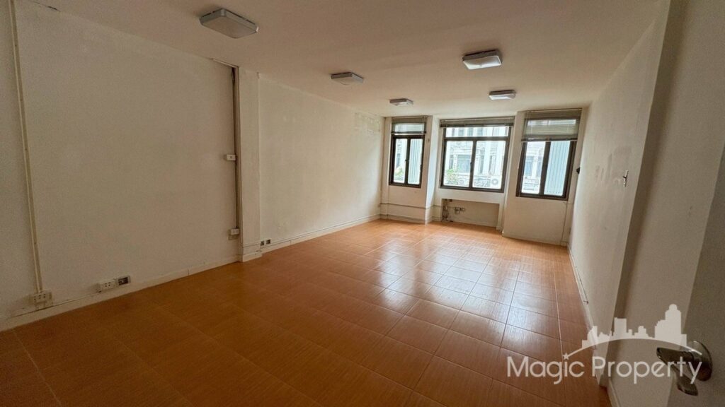 For Sale Commercial/Office in Khlong Tan Nuea, Bangkok | ฿17,000,000 | MGP1828 – Photo 1