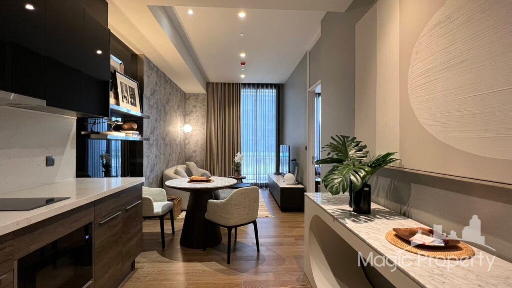 For Sale 1 Bed Condo in Muniq Langsuan, Lumphini, Bangkok | ฿22,000,000 | MGP1839 – Photo 1